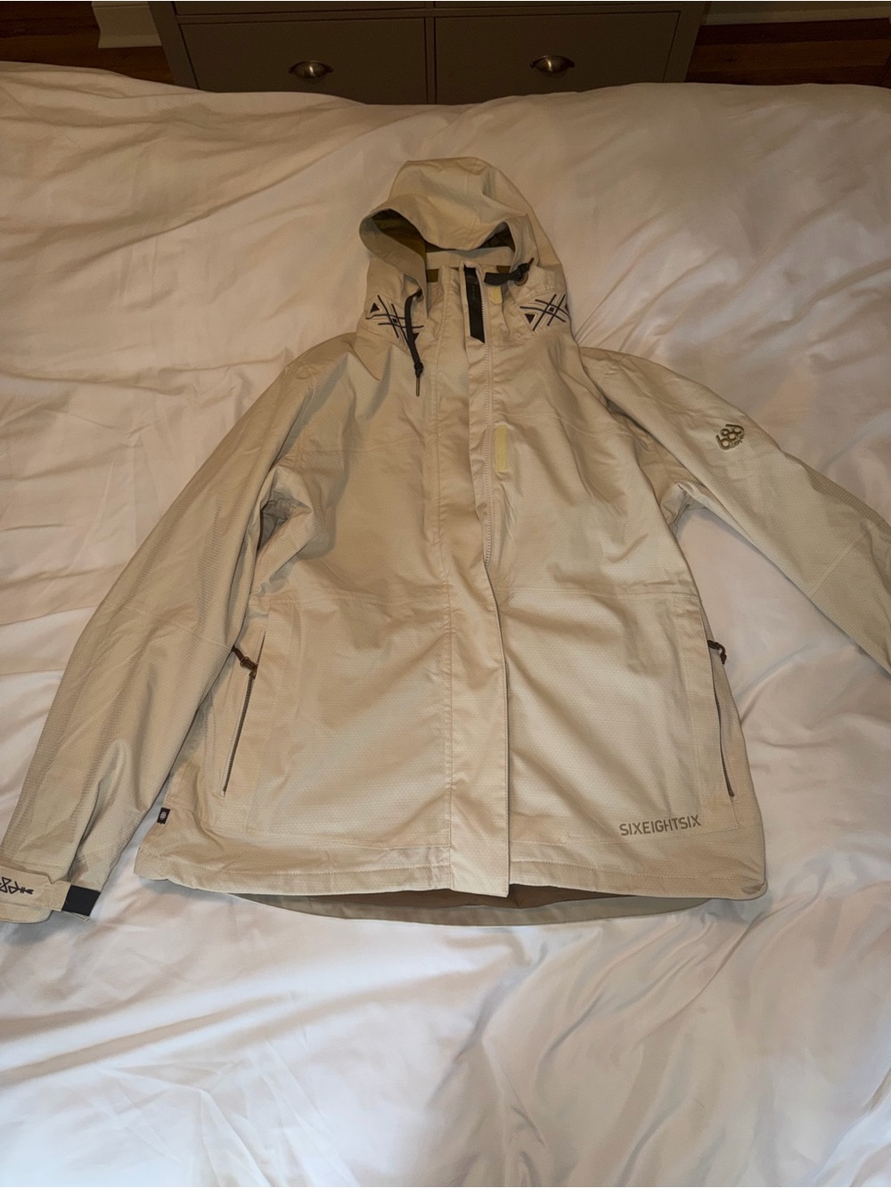 686 Smartty technology Cream Ski Jacket with Hood